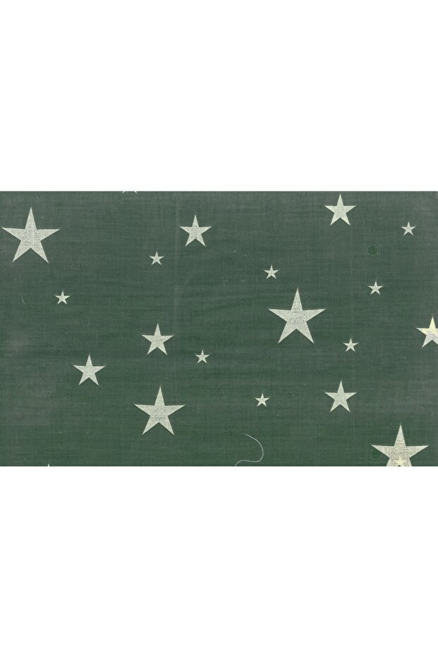 Față de masă verde cu steluțe – 140 × 45 cm — detaliu